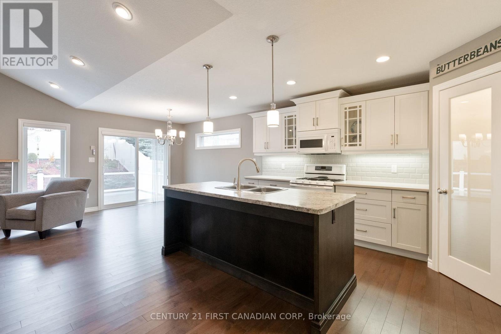 23 Blairmont Terrace, St. Thomas, Ontario  N5R 0E2 - Photo 13 - X12876026