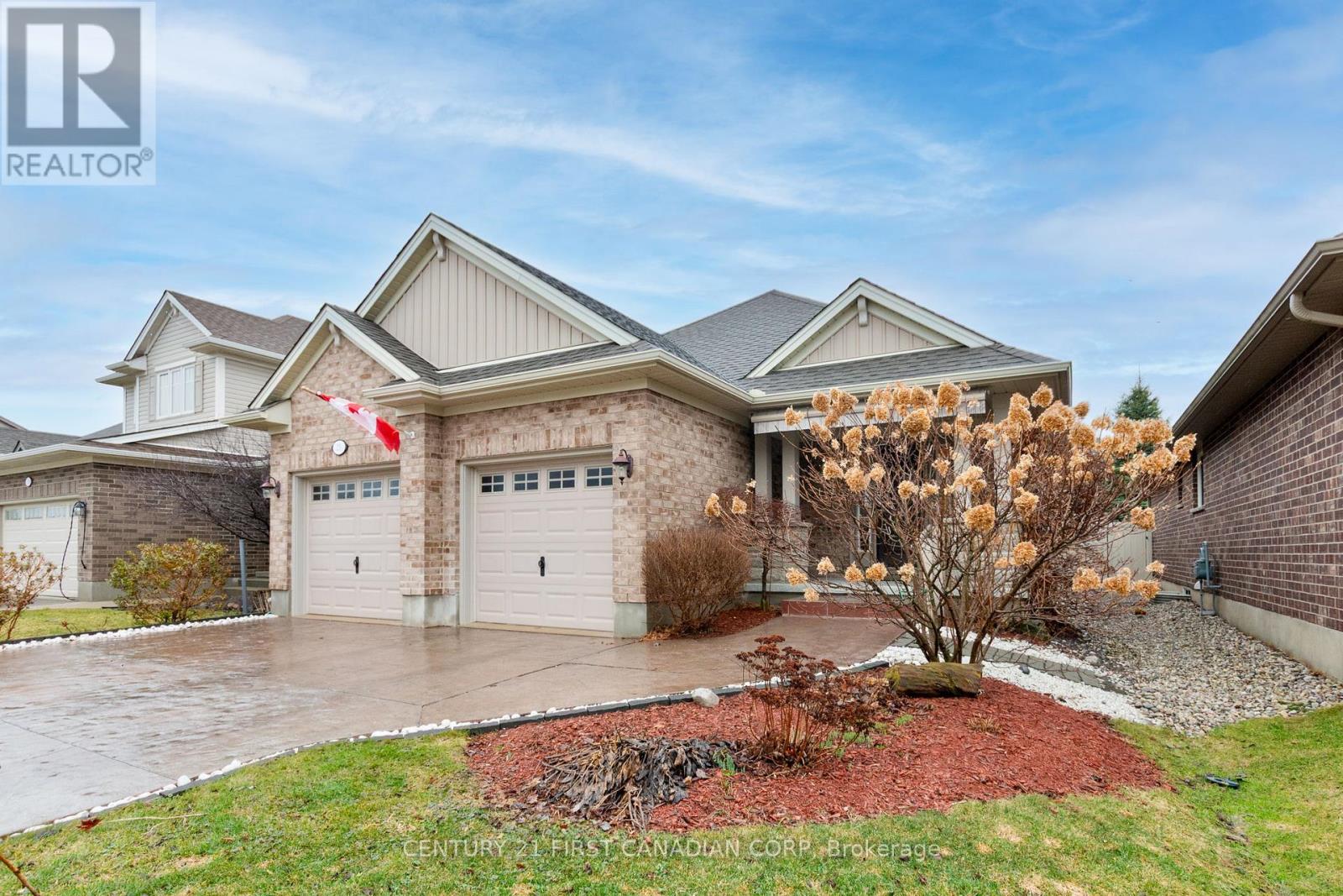 23 Blairmont Terrace, St. Thomas, Ontario  N5R 0E2 - Photo 3 - X12876026