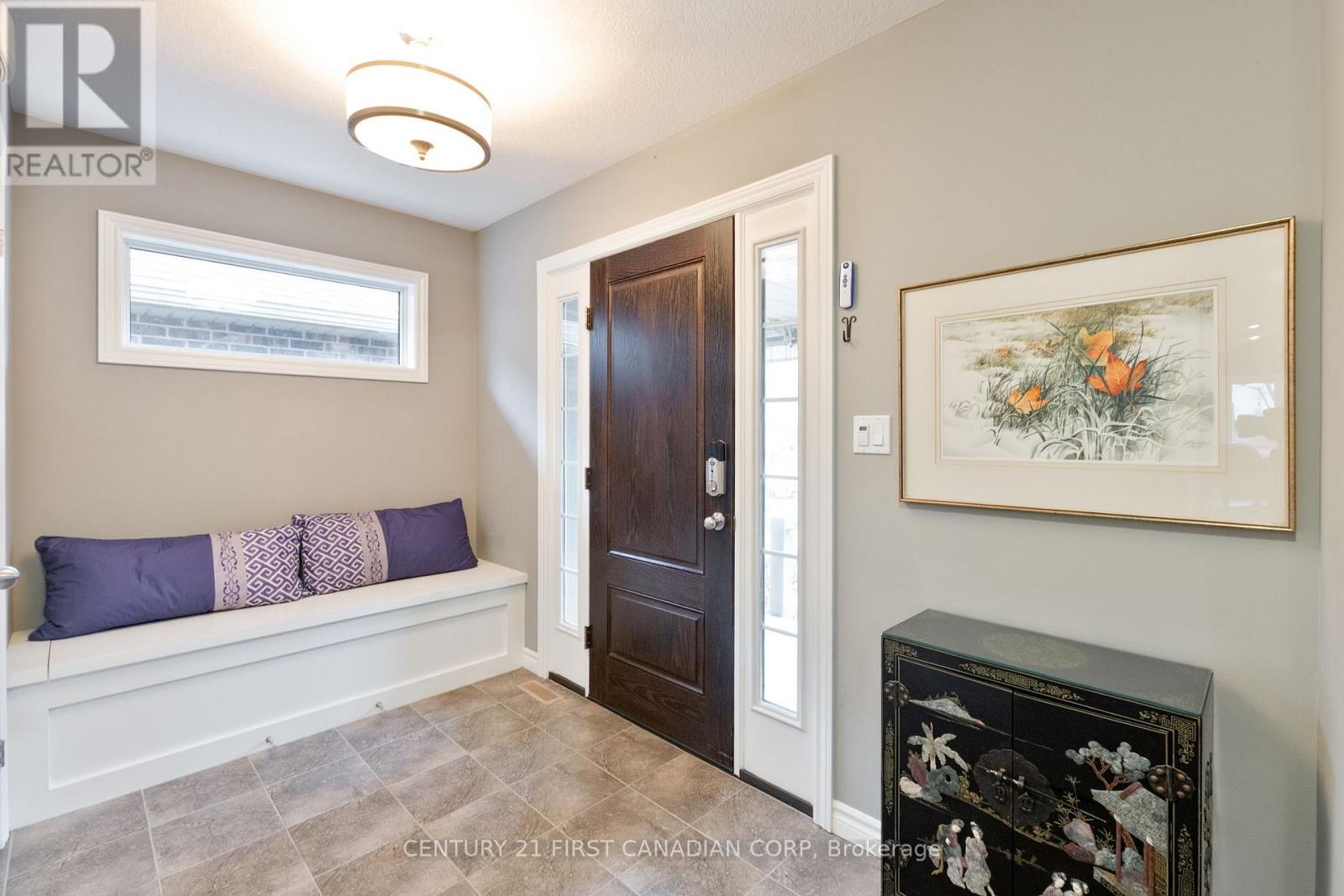 23 Blairmont Terrace, St. Thomas, Ontario  N5R 0E2 - Photo 5 - X12876026