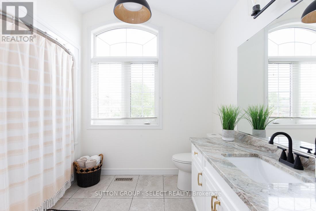 382 Plane Tree Drive, London North (North R), Ontario  N6G 5J4 - Photo 17 - X12876052