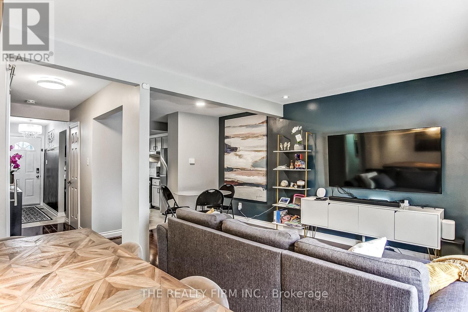 48 - 775 Osgoode Drive, London South (South Y), Ontario  N6E 1C2 - Photo 4 - X12876156