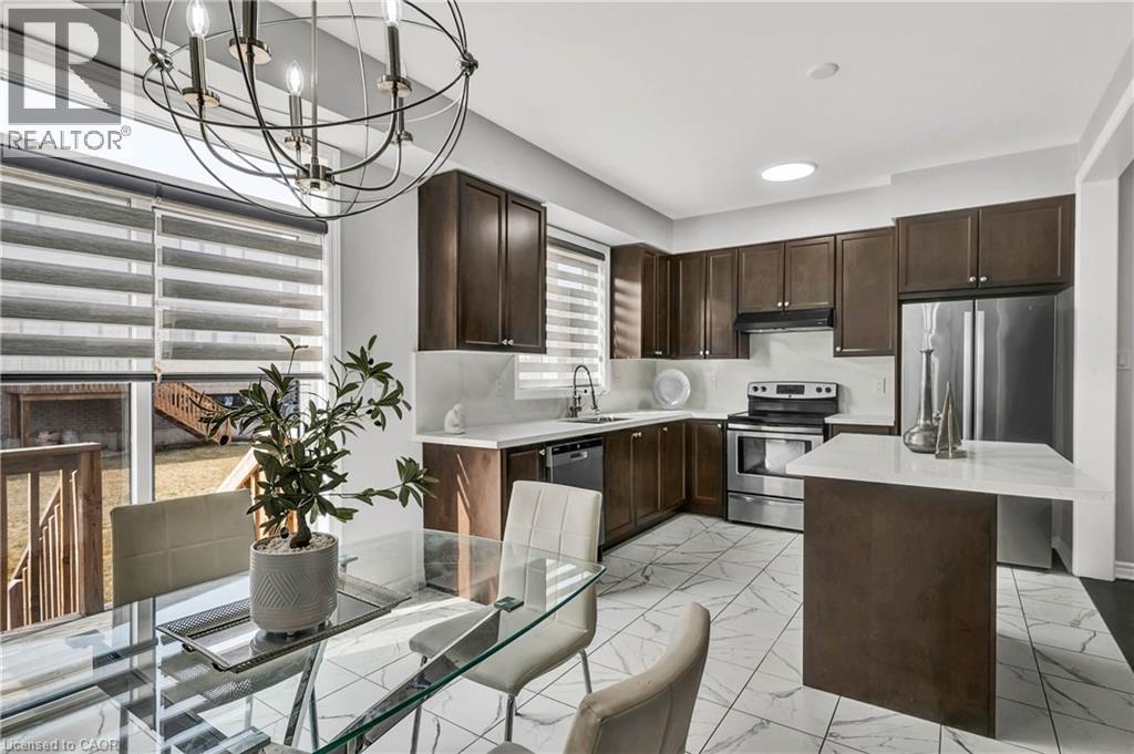 406 Dolman Street, Breslau, Ontario  N0B 1M0 - Photo 11 - 40811668