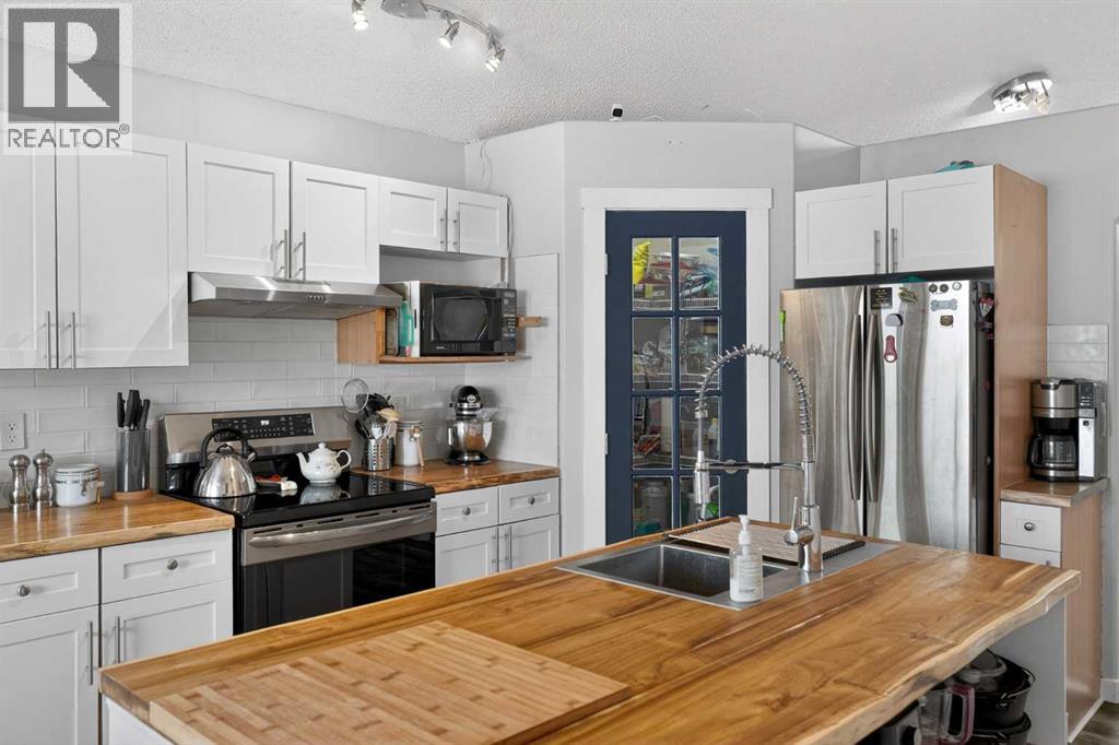 38 Canoe Circle Sw, Airdrie, Alberta  T4B 2L6 - Photo 13 - A2288202