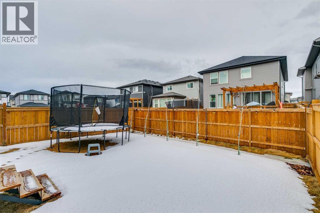 58 Saddlebred Place, Cochrane, Alberta  T4C 3E7 - Photo 40 - A2291232