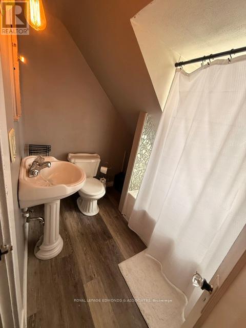 1028 Pembroke Street E, Pembroke, Ontario  K8A 6Z2 - Photo 11 - X12876100