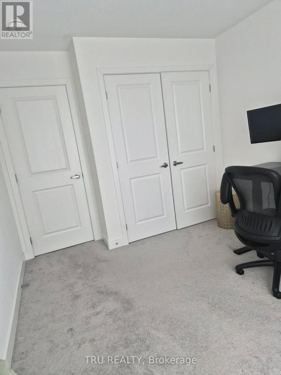 2037 Allegrini Terrace, Ottawa, Ontario  K2S 2S7 - Photo 13 - X12876090