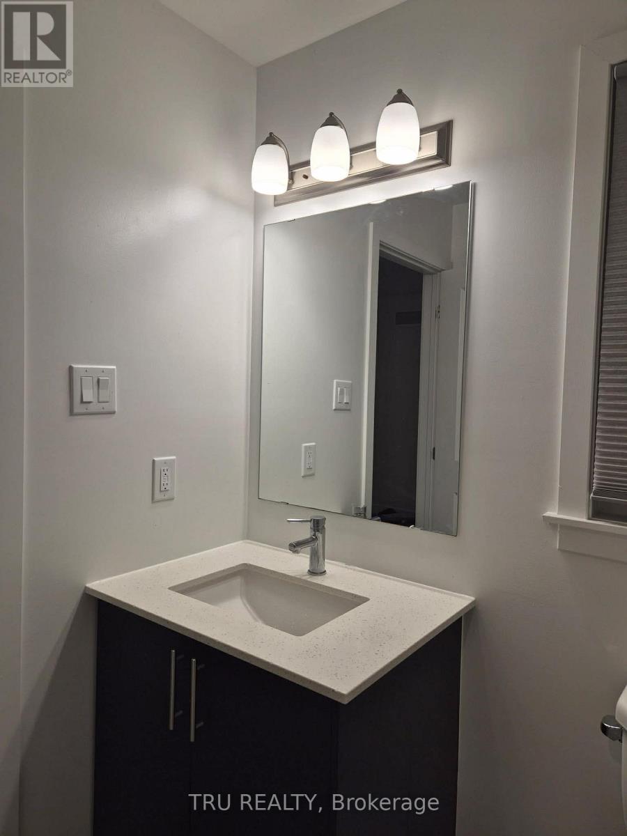 2037 Allegrini Terrace, Ottawa, Ontario  K2S 2S7 - Photo 18 - X12876090