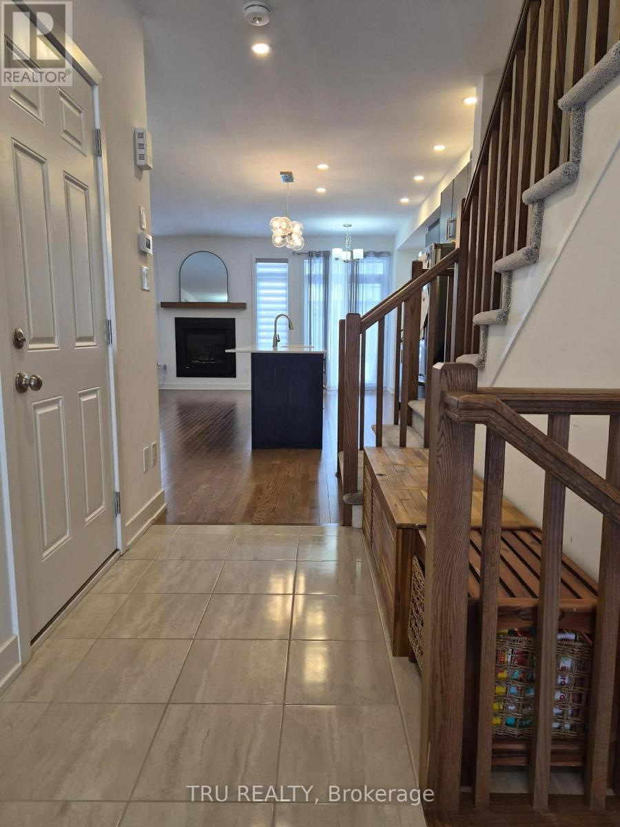 2037 Allegrini Terrace, Ottawa, Ontario  K2S 2S7 - Photo 4 - X12876090