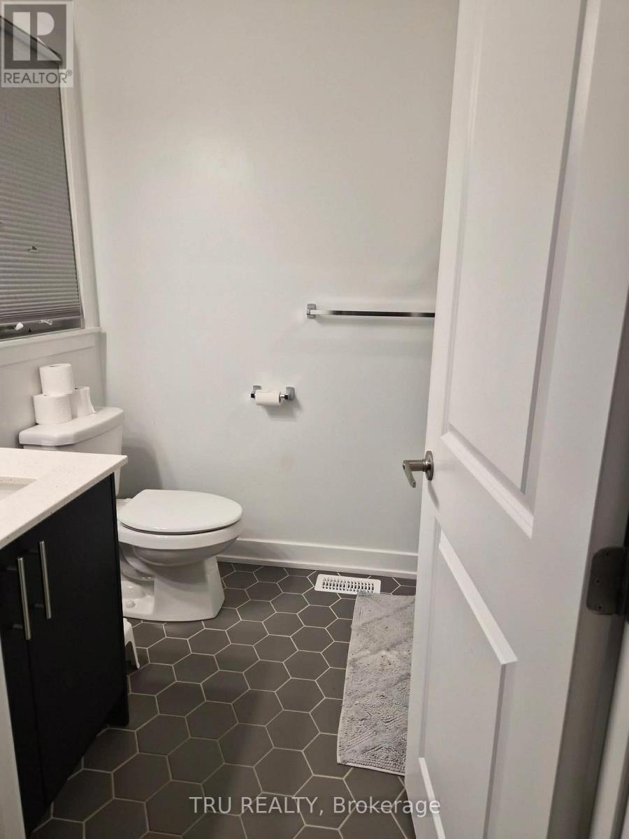 2037 Allegrini Terrace, Ottawa, Ontario  K2S 2S7 - Photo 9 - X12876090