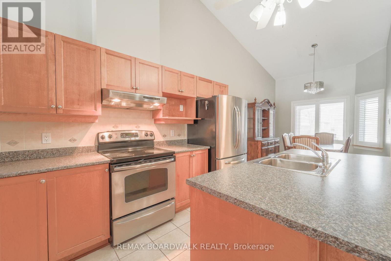 57 Nighthawk Crescent, Ottawa, Ontario  K2M 2X6 - Photo 10 - X12876092
