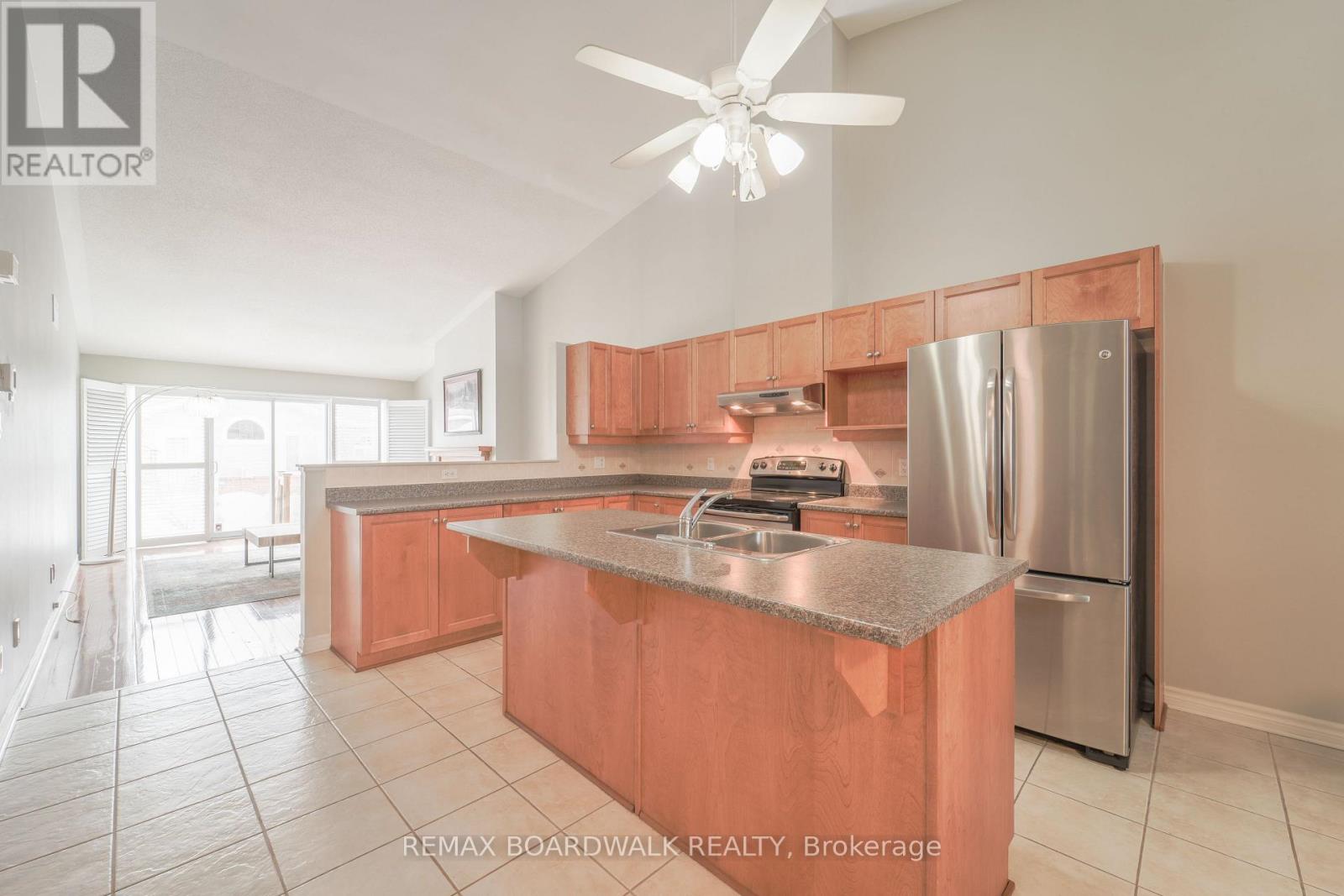 57 Nighthawk Crescent, Ottawa, Ontario  K2M 2X6 - Photo 12 - X12876092