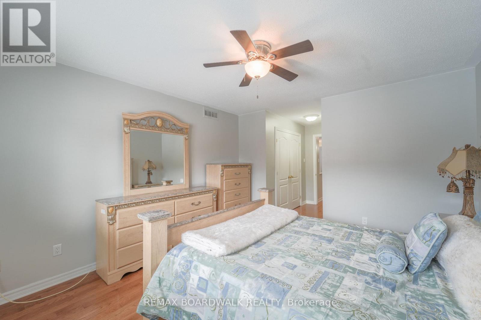 57 Nighthawk Crescent, Ottawa, Ontario  K2M 2X6 - Photo 17 - X12876092