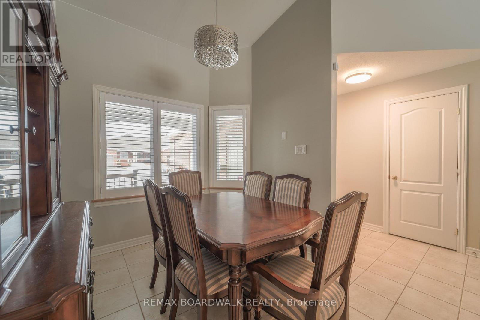 57 Nighthawk Crescent, Ottawa, Ontario  K2M 2X6 - Photo 6 - X12876092