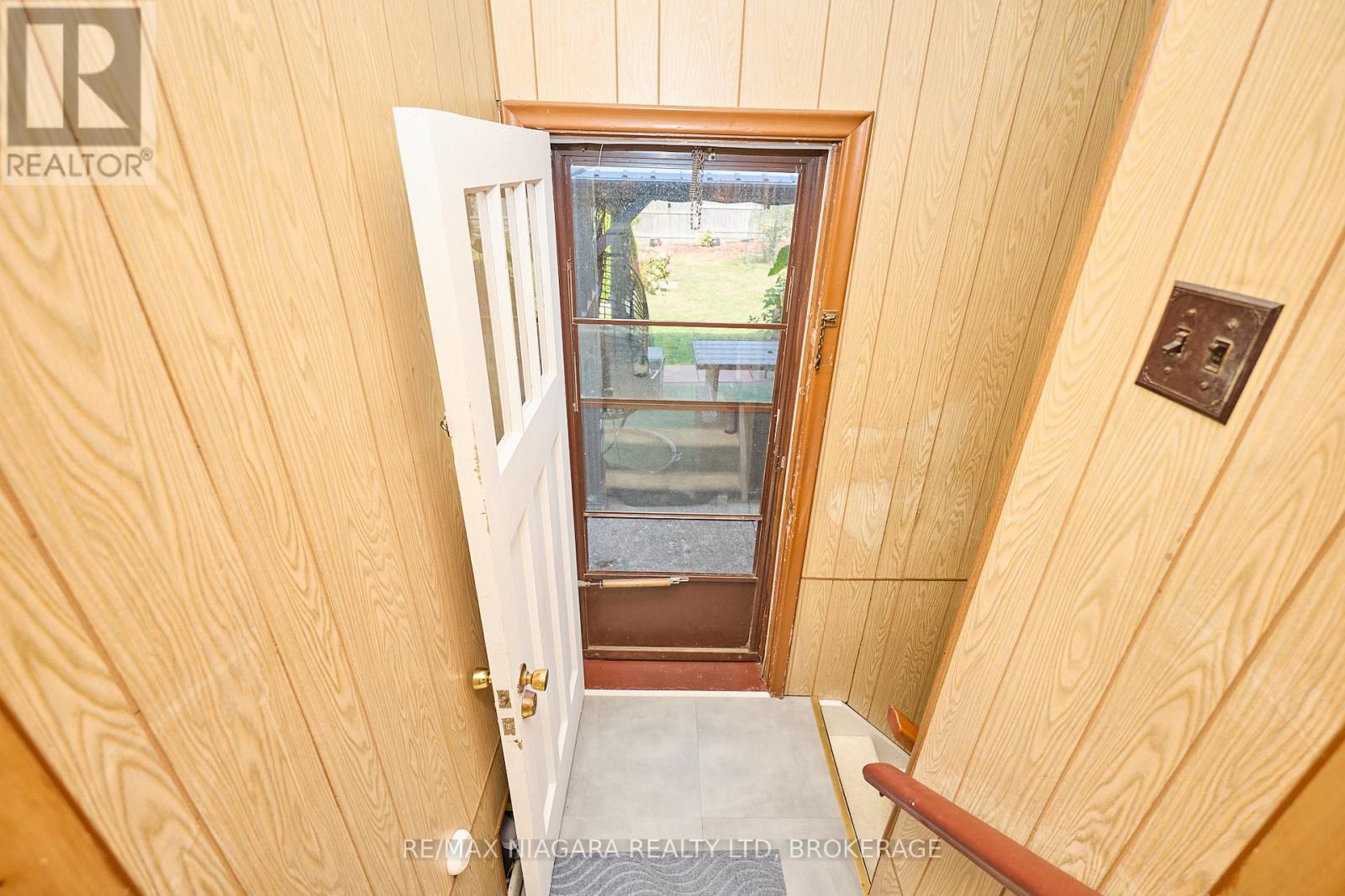 316 Bowen Road, Fort Erie, Ontario  L2A 2Y9 - Photo 19 - X12876032