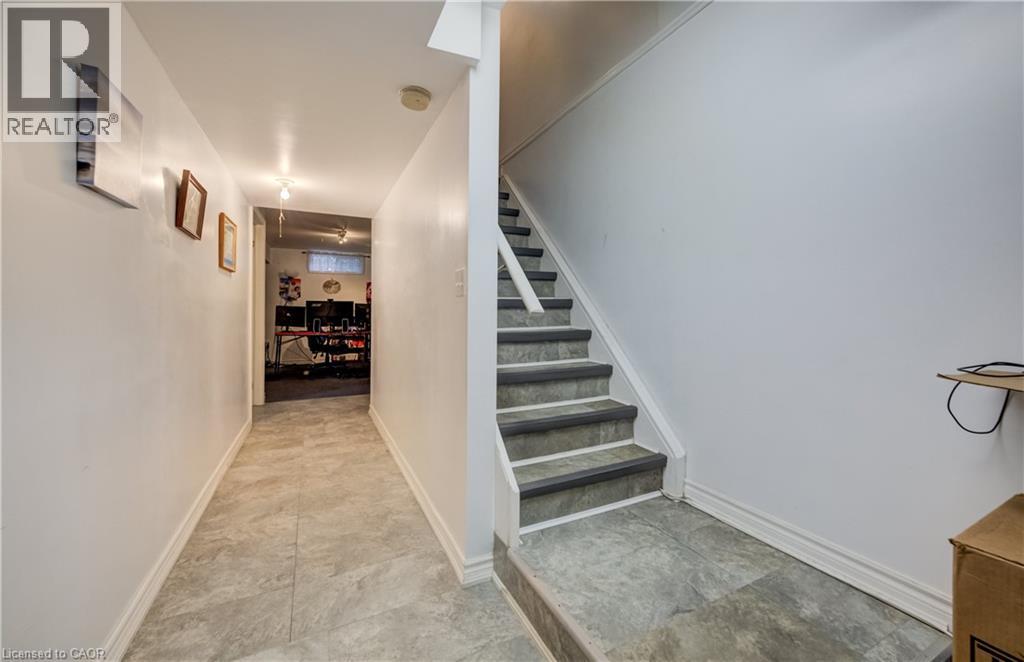 484 Langlaw Drive, Cambridge, Ontario  N1P 1H5 - Photo 25 - 40811692