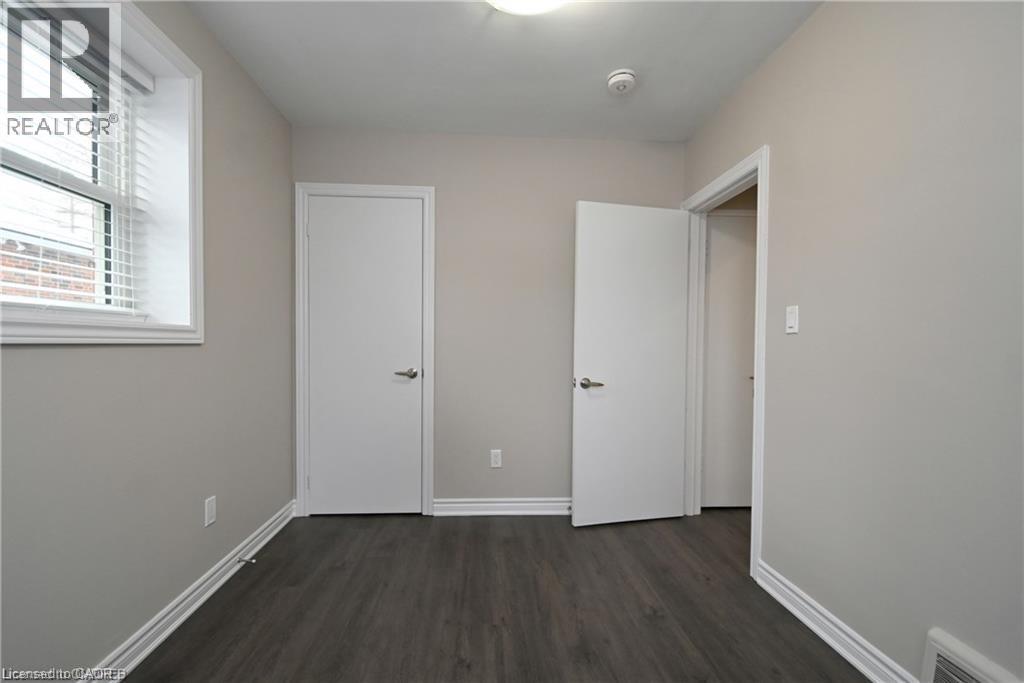 245 East 32nd Street Unit# Upper, Hamilton, Ontario  L8V 3S3 - Photo 13 - 40811420