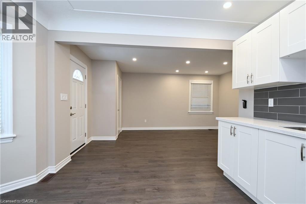 245 East 32nd Street Unit# Upper, Hamilton, Ontario  L8V 3S3 - Photo 5 - 40811420