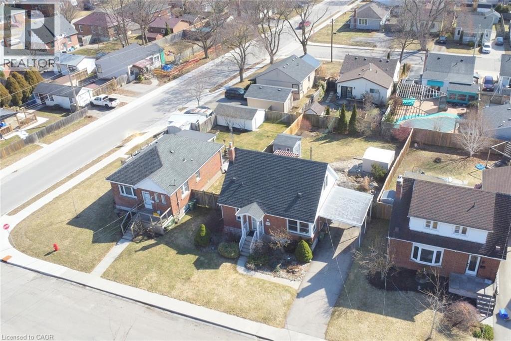 7 Cairns Avenue, Dundas, Ontario  L9H 1G2 - Photo 4 - 40811088