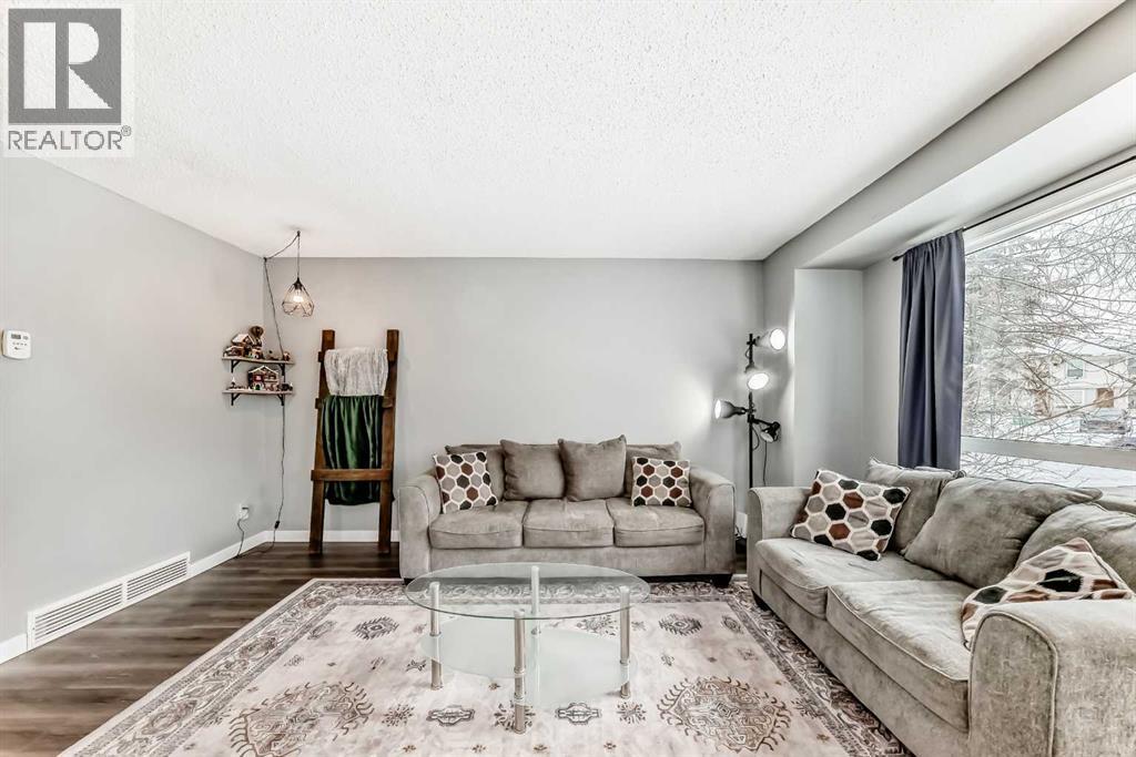 64, 123 Queensland  Se, Calgary, Alberta  T2J 5J4 - Photo 11 - A2292000