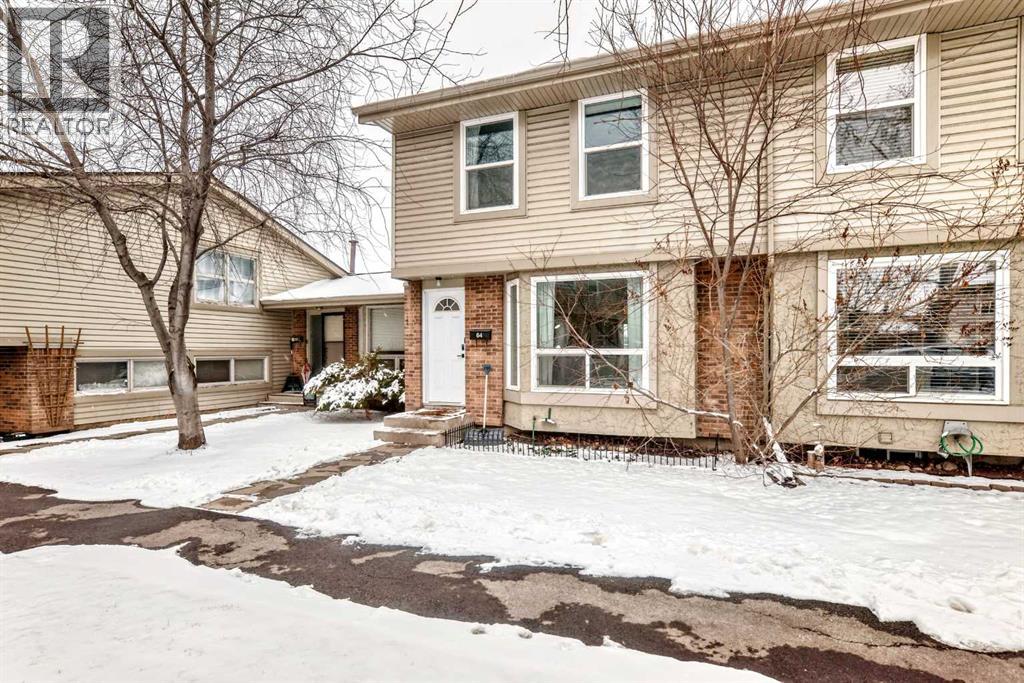 64, 123 Queensland  Se, Calgary, Alberta  T2J 5J4 - Photo 2 - A2292000