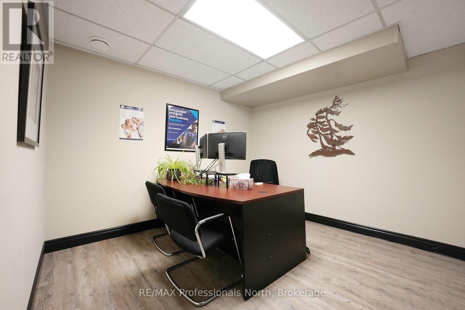 41 Maple Avenue, Dysart Et Al (Dysart), Ontario  K0M 1S0 - Photo 18 - X12876050