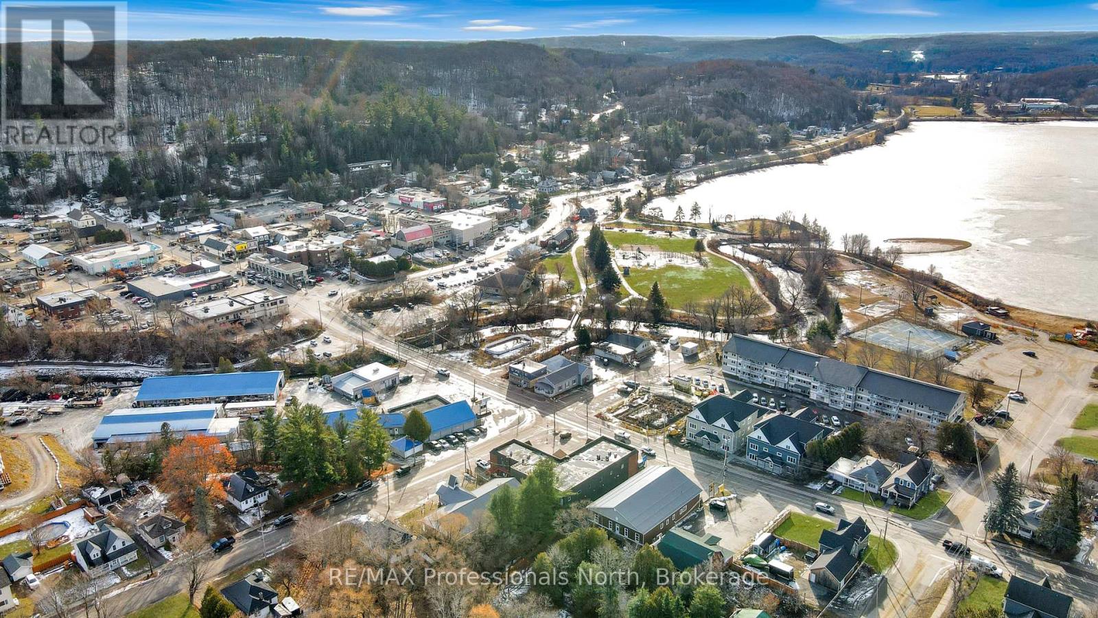 41 Maple Avenue, Dysart Et Al (Dysart), Ontario  K0M 1S0 - Photo 2 - X12876050