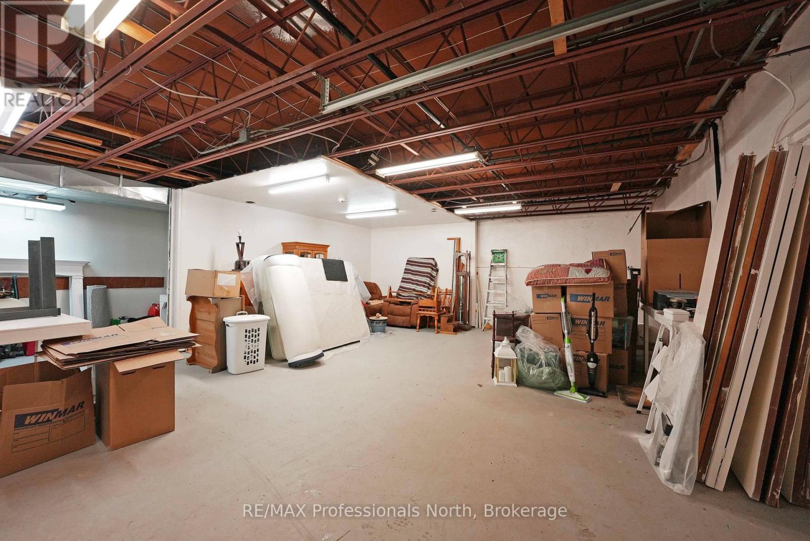 41 Maple Avenue, Dysart Et Al (Dysart), Ontario  K0M 1S0 - Photo 22 - X12876050