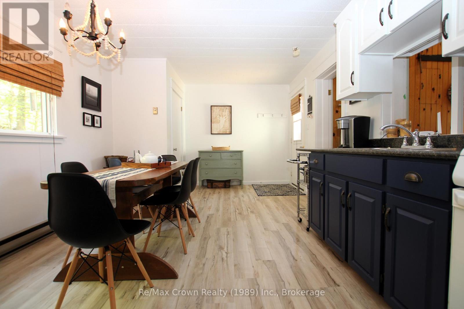 131 Lee Lane, Parry Sound Remote Area, Ontario  P0H 1S0 - Photo 12 - X12876214