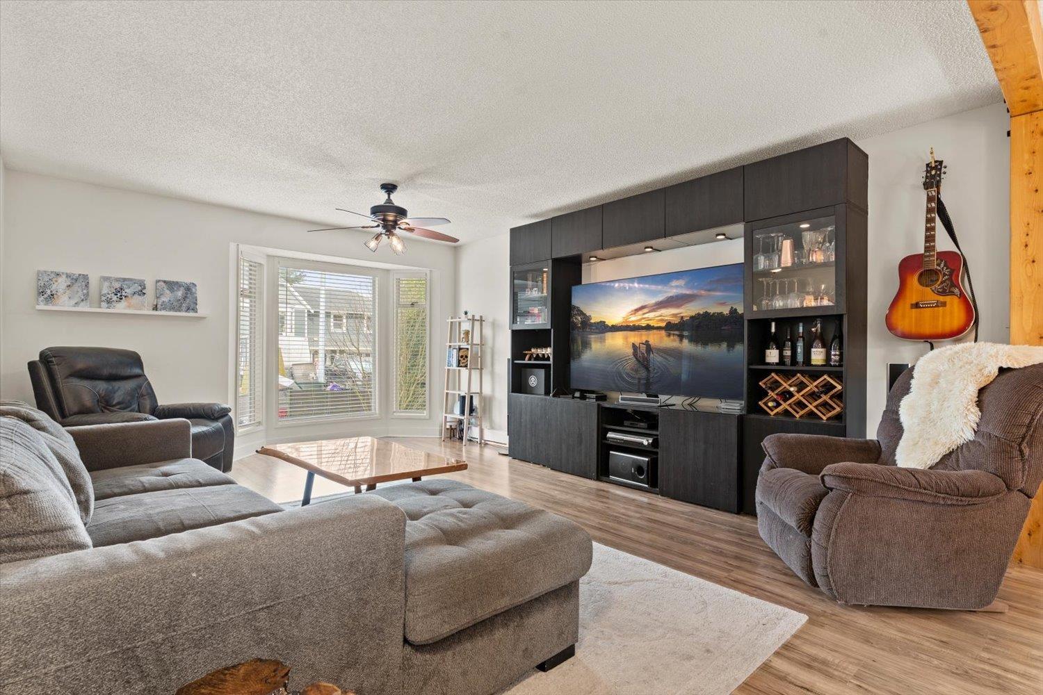 45762 Timothy Avenue, Vedder Crossing, Chilliwack, British Columbia  V2R 2S3 - Photo 5 - R3098768