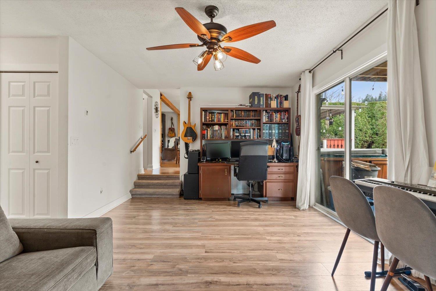 45762 Timothy Avenue, Vedder Crossing, Chilliwack, British Columbia  V2R 2S3 - Photo 16 - R3098768