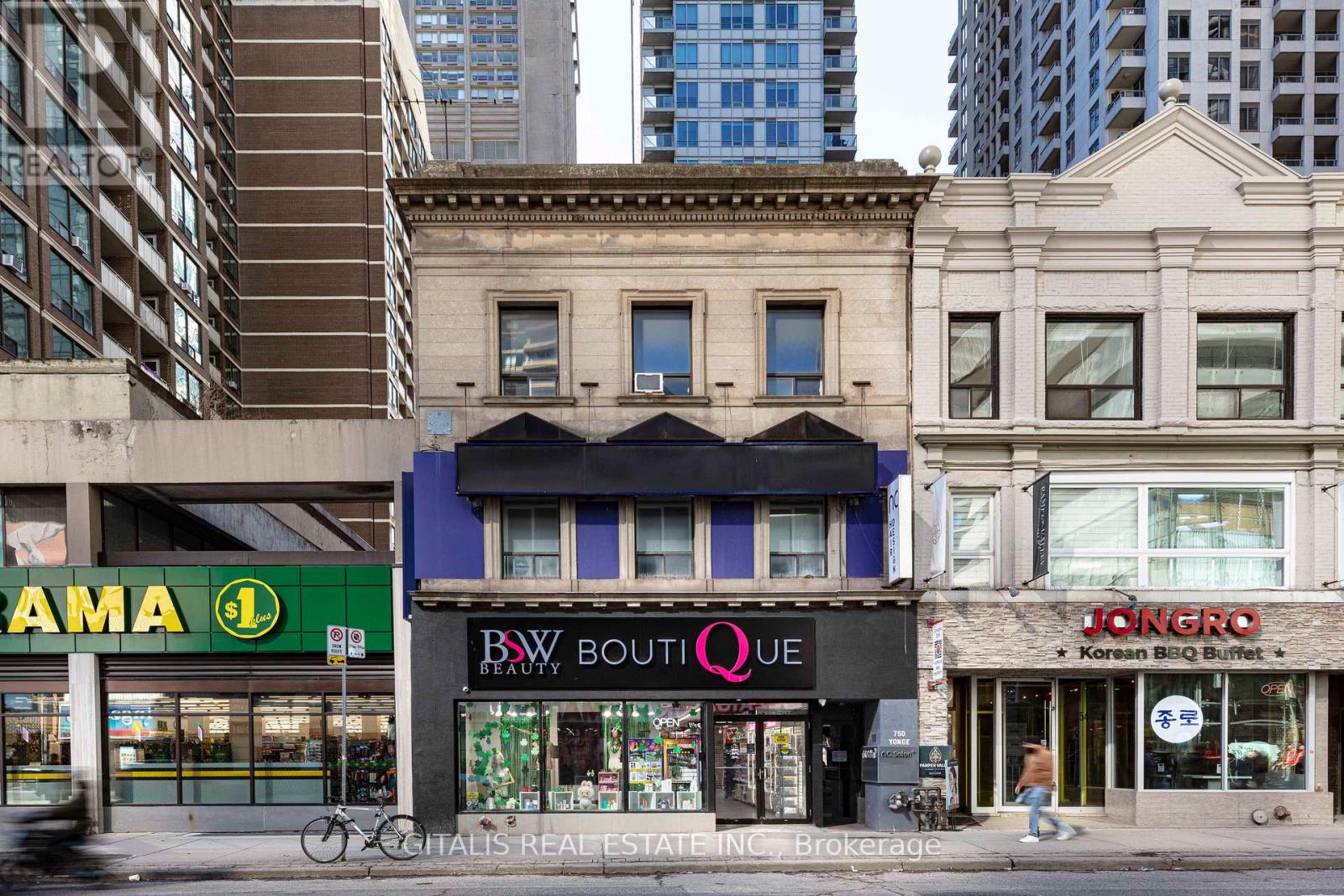 300 - 750 YONGE STREET, Toronto, Ontario