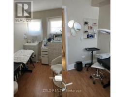 PRIVATE ROOM - 3338 YONGE STREET, Toronto, Ontario