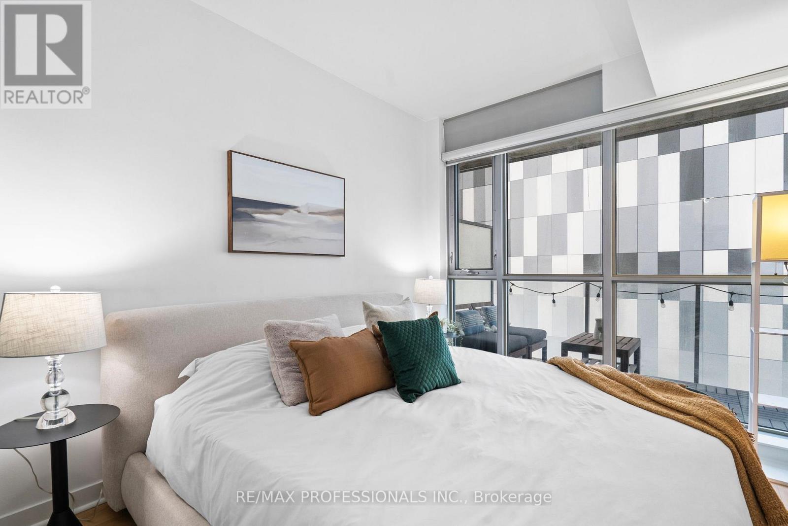 1505 - 375 King Street W, Toronto, Ontario  M5V 1K5 - Photo 12 - C12875956