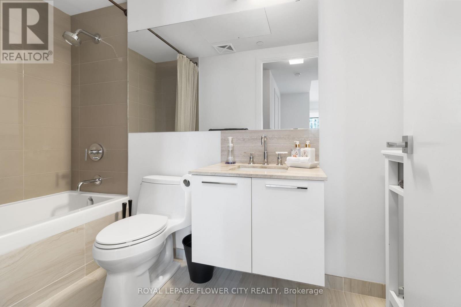 2410 - 50 Charles Street E, Toronto, Ontario  M4Y 0C3 - Photo 12 - C12876018