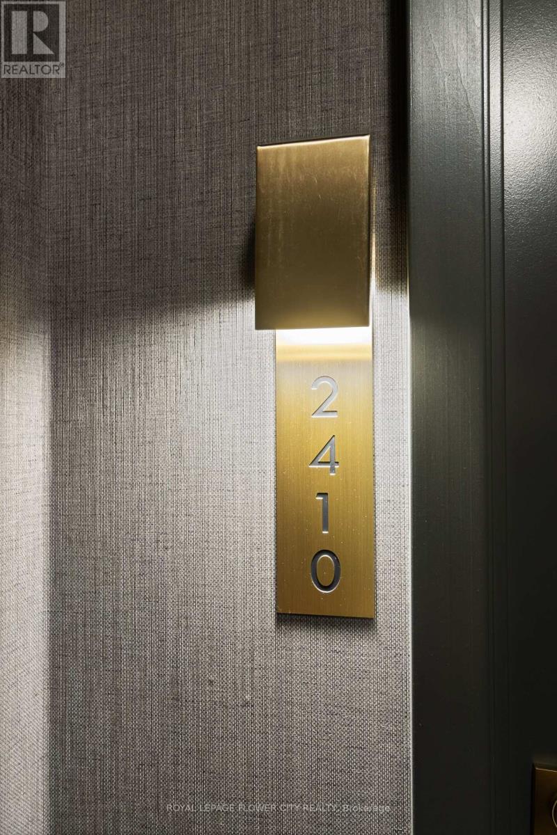 2410 - 50 Charles Street E, Toronto, Ontario  M4Y 0C3 - Photo 7 - C12876018