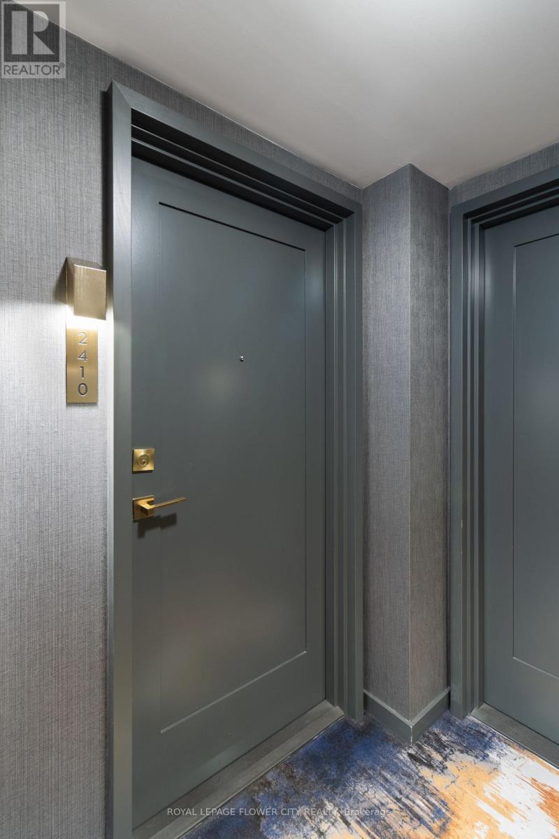 2410 - 50 Charles Street E, Toronto, Ontario  M4Y 0C3 - Photo 8 - C12876018