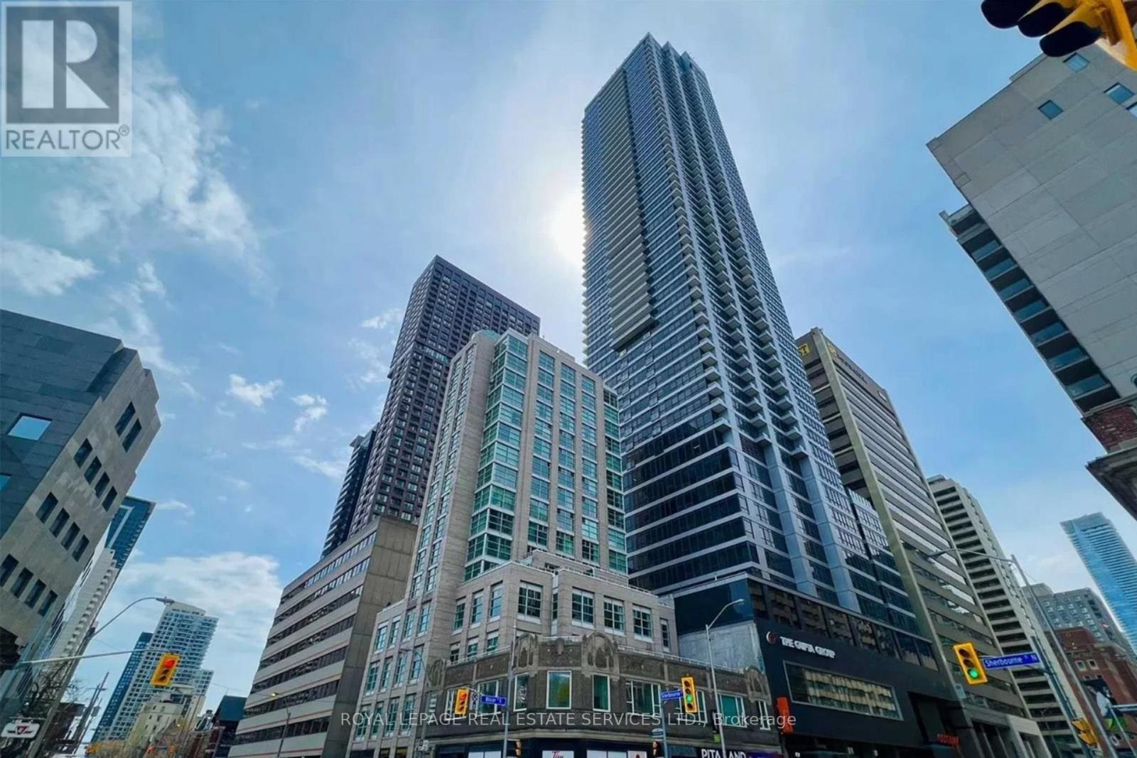 5210 - 395 Bloor Street E, Toronto (North St. James Town), Ontario  M4W 1H7 - Photo 2 - C12876056