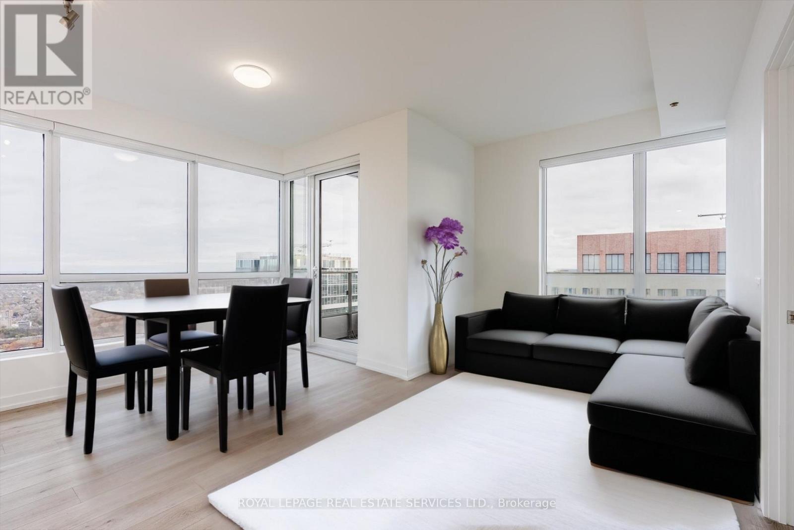 5210 - 395 Bloor Street E, Toronto (North St. James Town), Ontario  M4W 1H7 - Photo 6 - C12876056