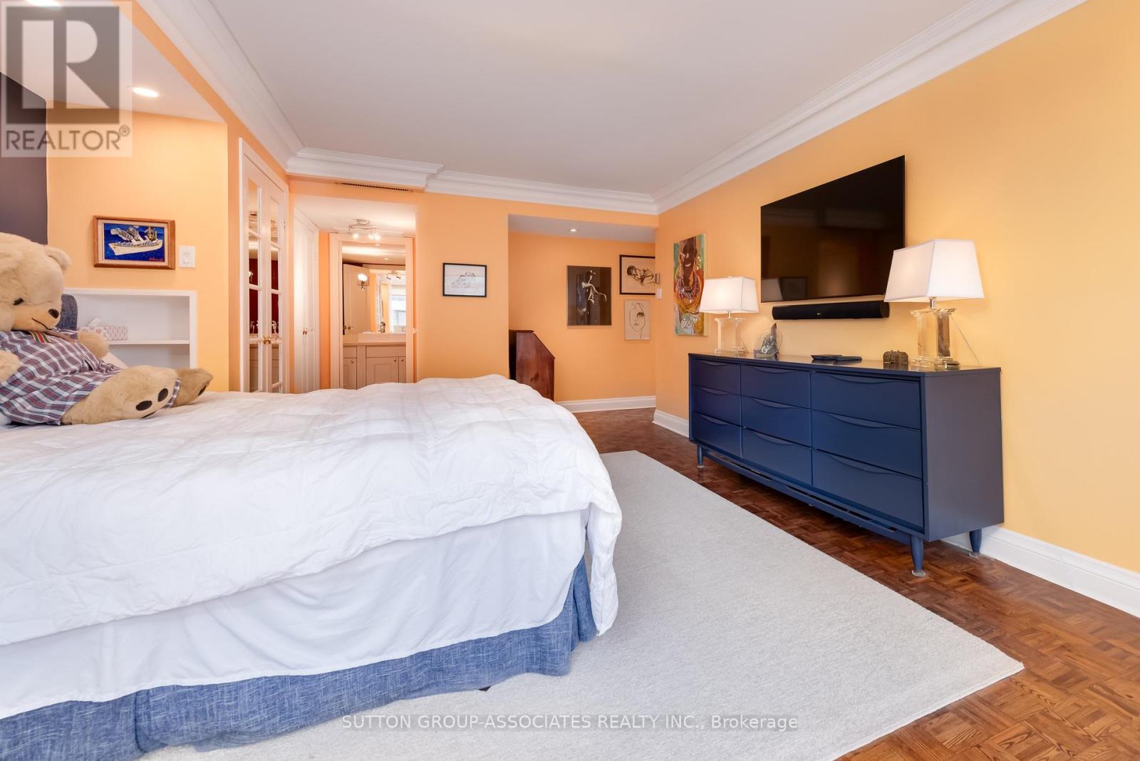 1602 - 61 St Clair Avenue W, Toronto, Ontario  M4V 2Y8 - Photo 29 - C12876076