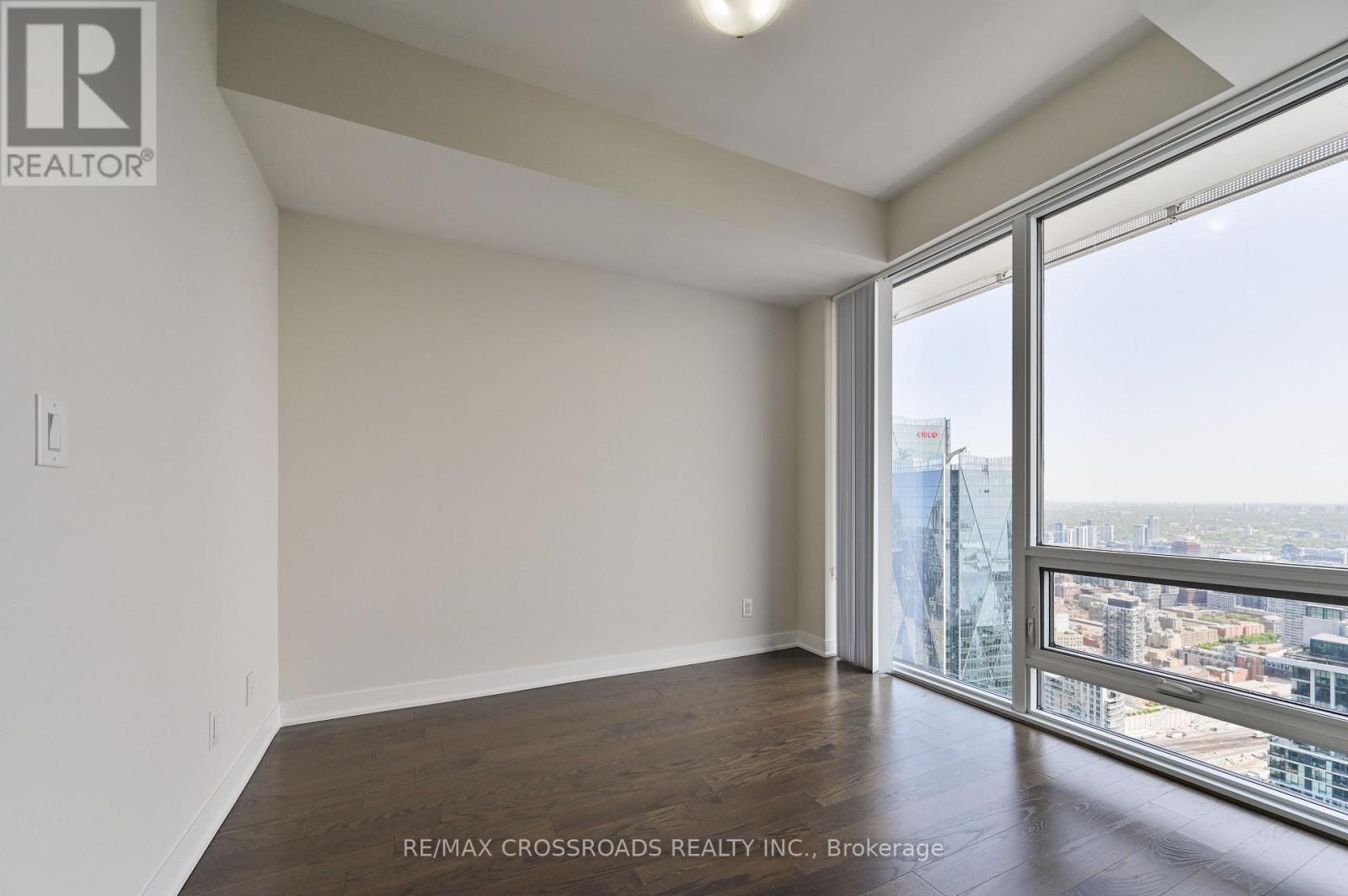 6805 - 88 Harbour Street, Toronto, Ontario  M5J 0C3 - Photo 13 - C12876122