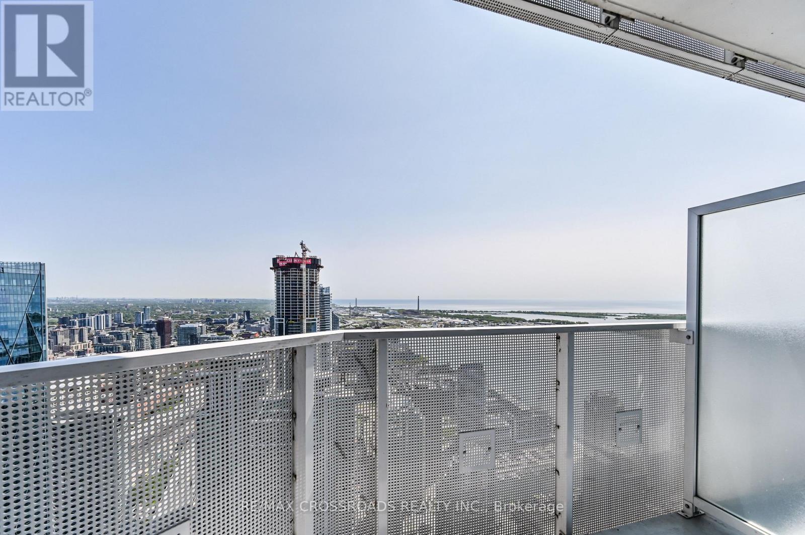 6805 - 88 Harbour Street, Toronto, Ontario  M5J 0C3 - Photo 19 - C12876122