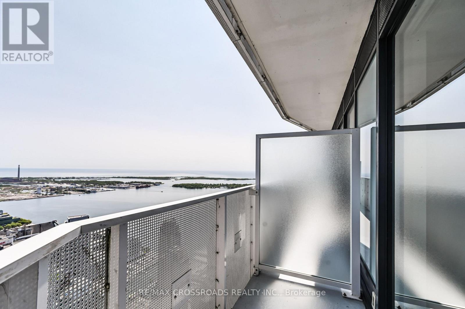 6805 - 88 Harbour Street, Toronto, Ontario  M5J 0C3 - Photo 20 - C12876122