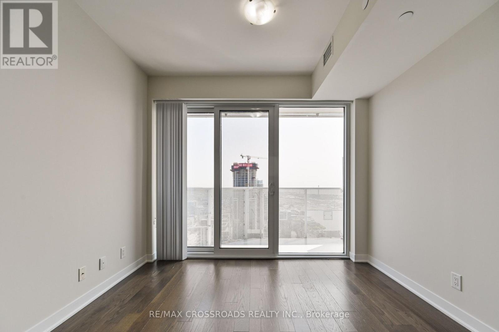 6805 - 88 Harbour Street, Toronto, Ontario  M5J 0C3 - Photo 5 - C12876122