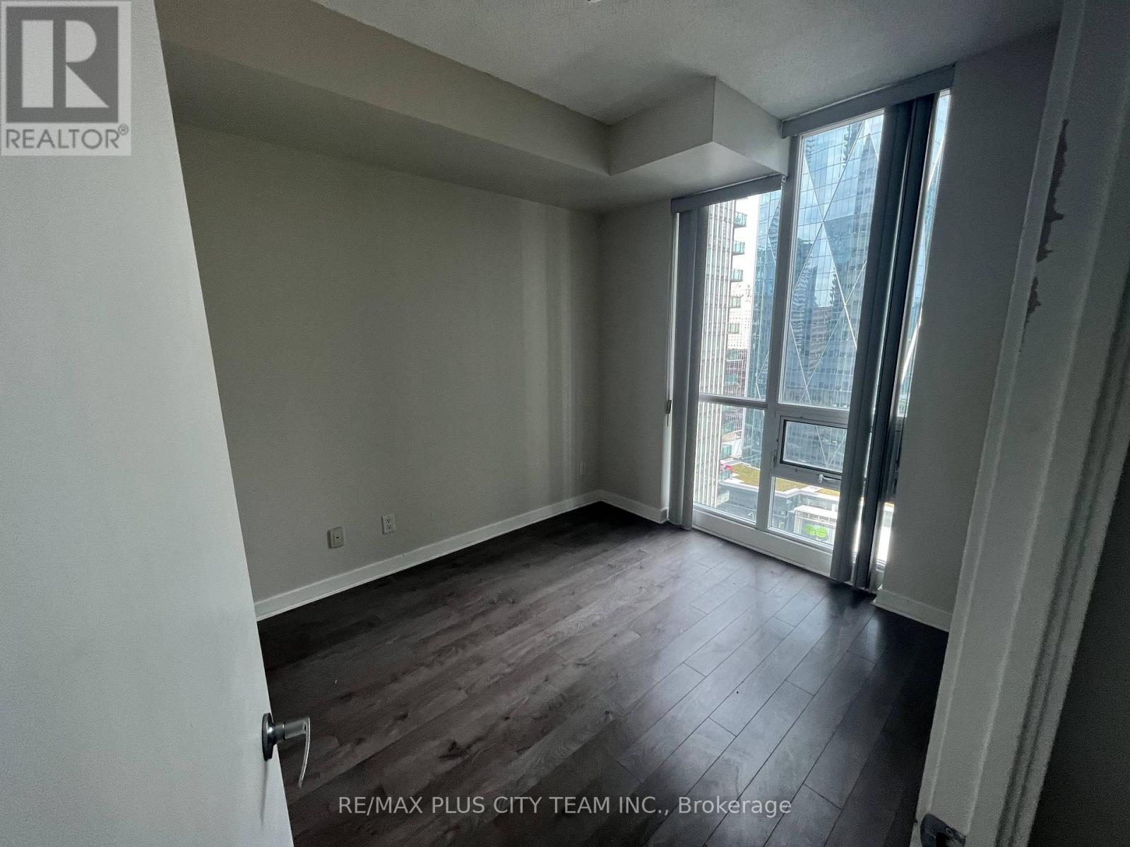 2311 - 12 Yonge Street, Toronto, Ontario  M5E 1Z9 - Photo 10 - C12876154