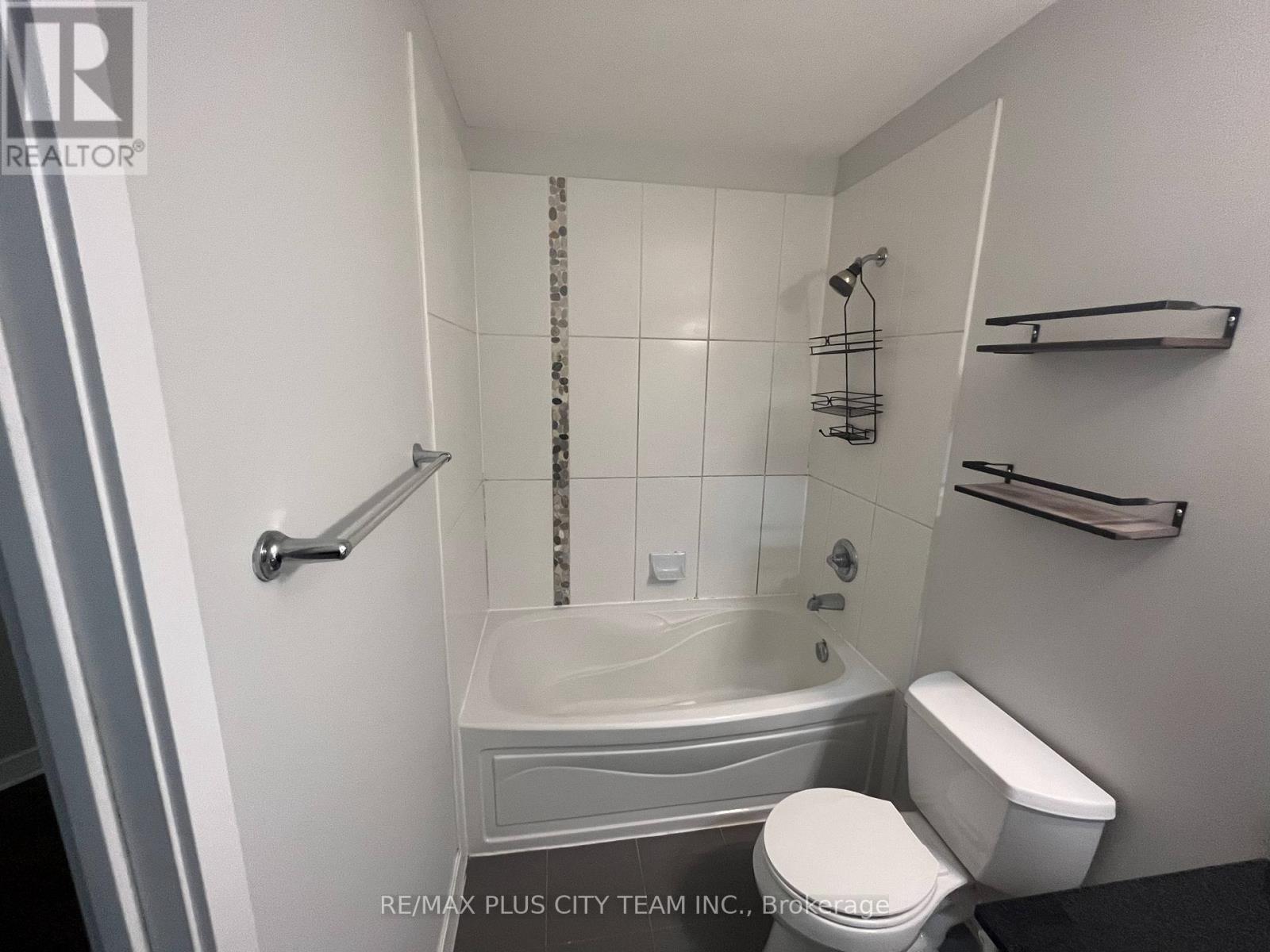 2311 - 12 Yonge Street, Toronto, Ontario  M5E 1Z9 - Photo 17 - C12876154