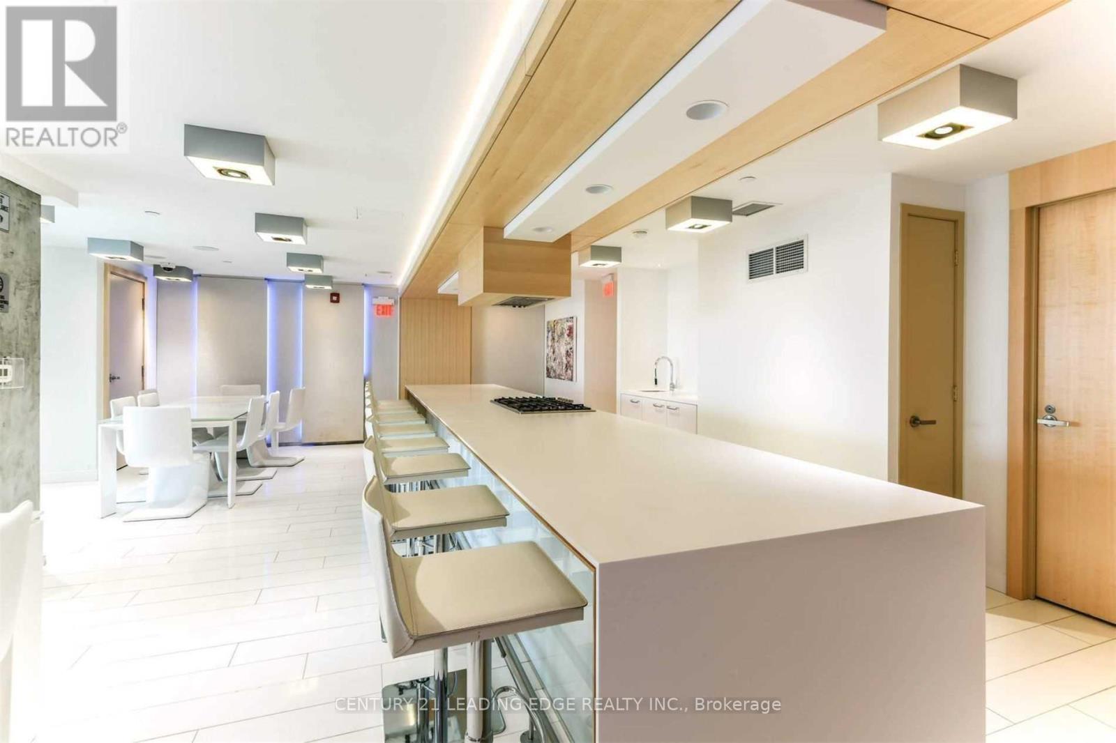 205 - 45 Charles Street E, Toronto, Ontario  M4Y 1S2 - Photo 8 - C12876238