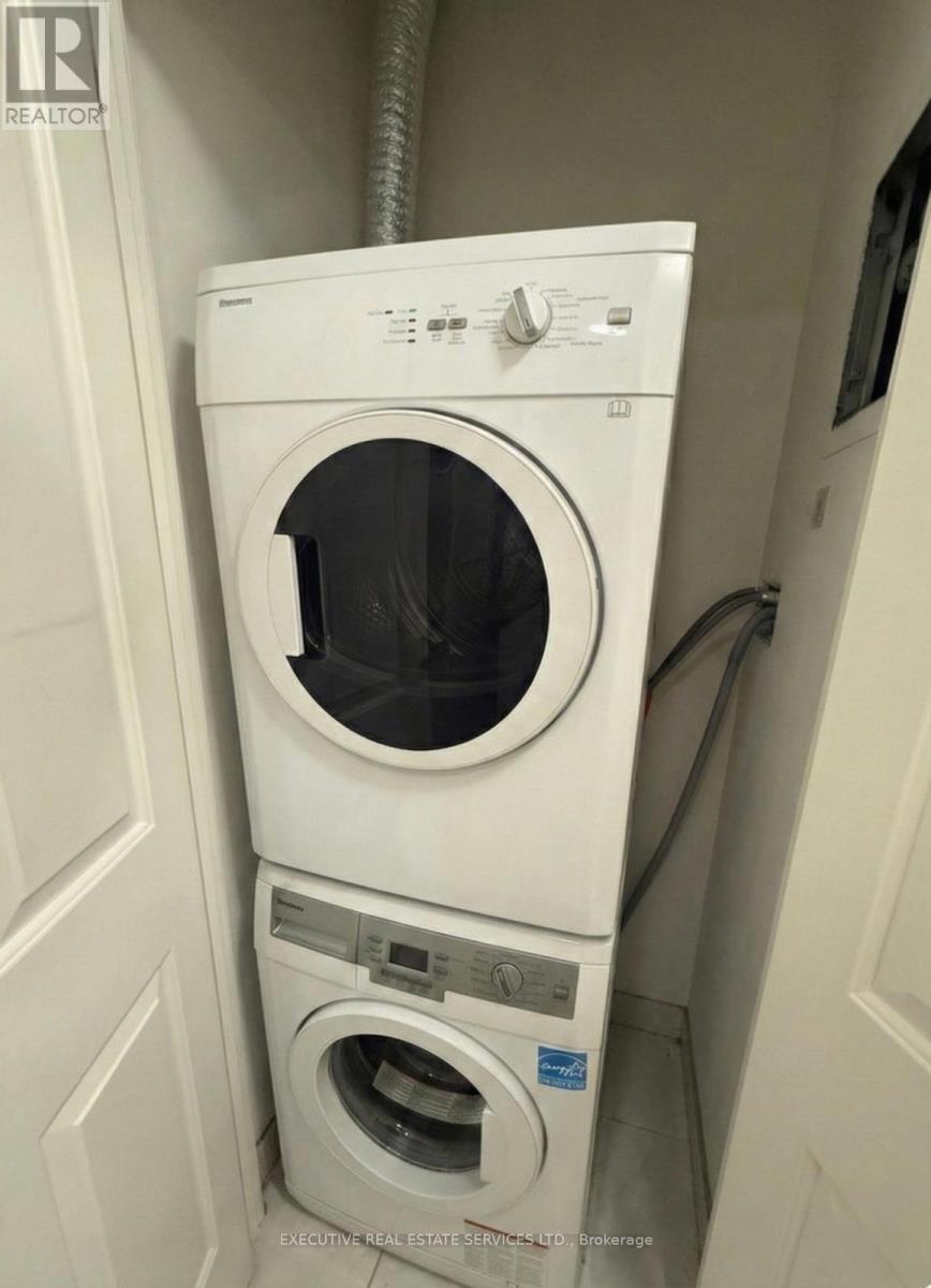 605 - 65 Yorkland Boulevard, Brampton (Goreway Drive Corridor), Ontario  L6P 4M5 - Photo 5 - W12805960