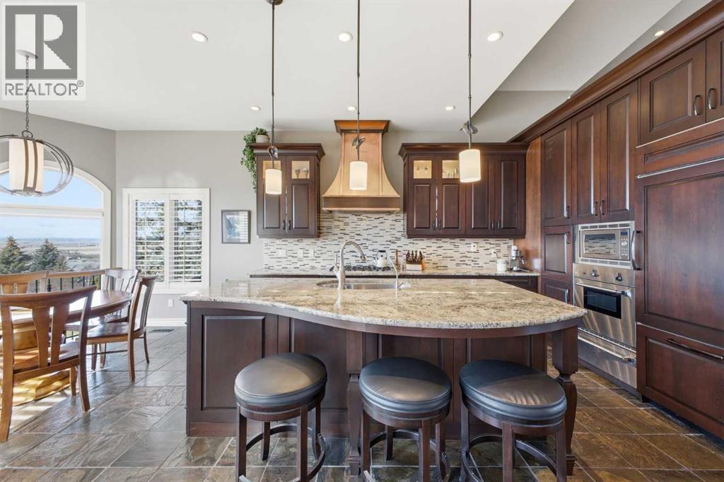 405 Pinnacle Ridge Place Sw, Rural Rocky View County, Alberta  T3Z 3N8 - Photo 14 - A2292406