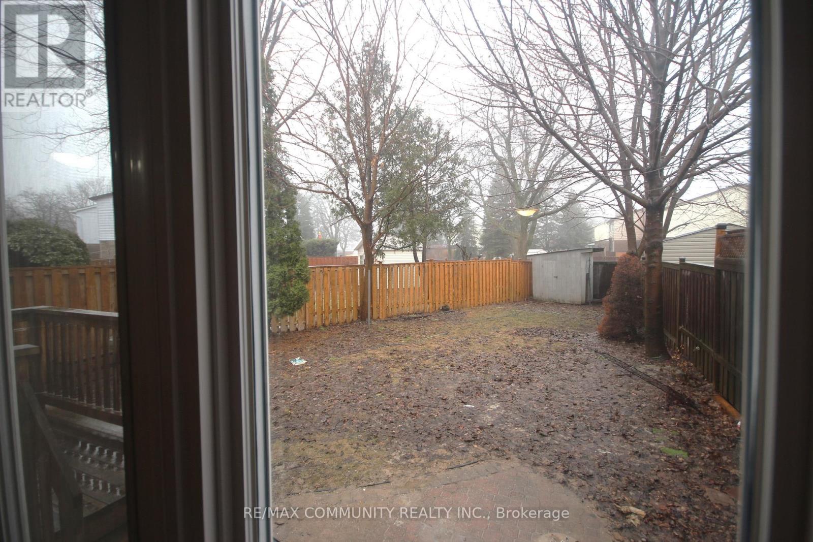 172 Bellamy Road, Toronto, Ontario  M1J 2L5 - Photo 9 - E12876262