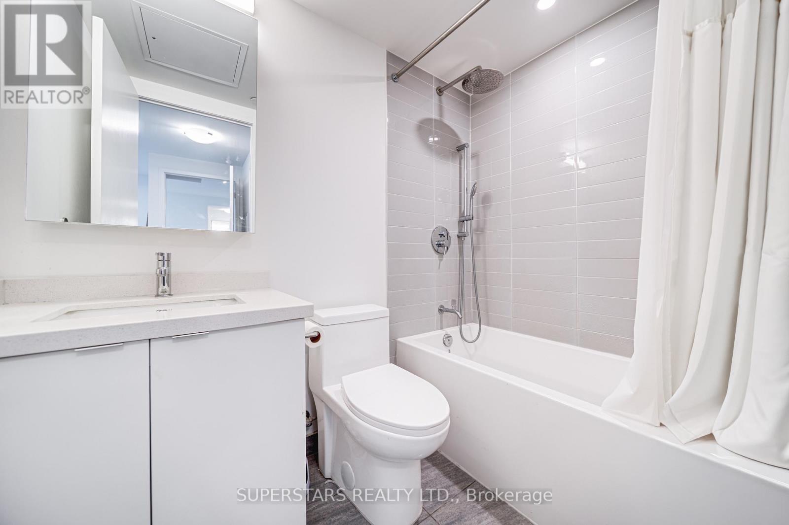 1211w - 3 Rosewater Street, Richmond Hill, Ontario  L4C 5T6 - Photo 11 - N12875970